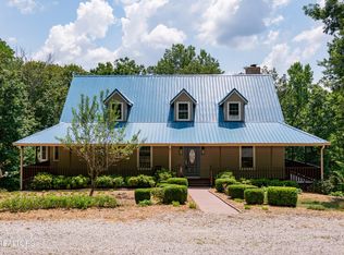 3390 Gra Mar Dr, Cookeville, TN 38506