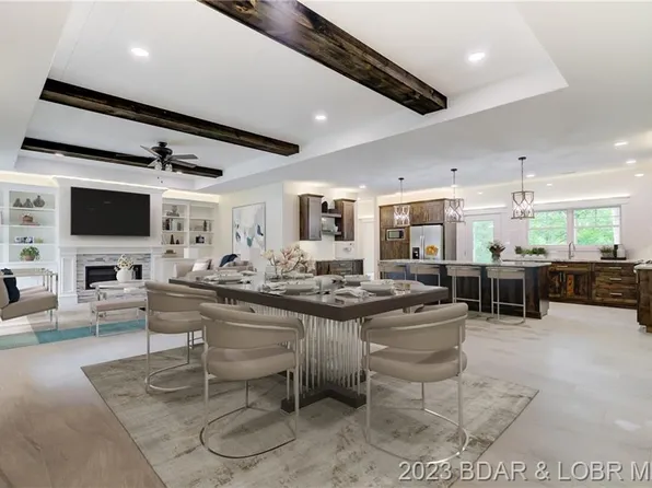 208 Champion Dr, Sunrise Beach, MO 65079