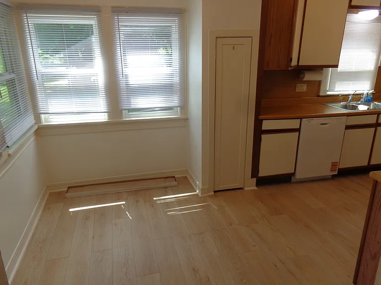 1409 N Shawnee Ave — Photo 3