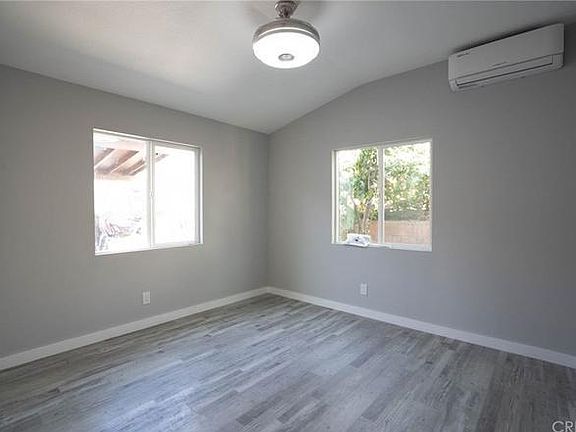 5th image of 13040 Bradwell Ave
