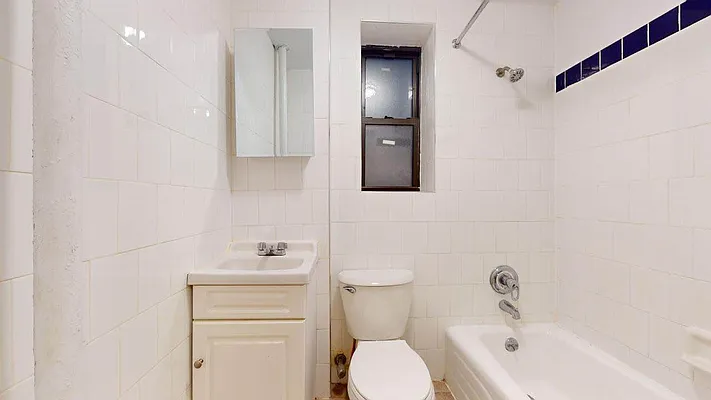 Rented by Bond New York | media 16