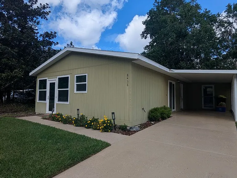 8438 NW 39th Cir — Photo 32