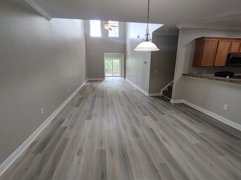 1032 Fairway Ln — Photo 12