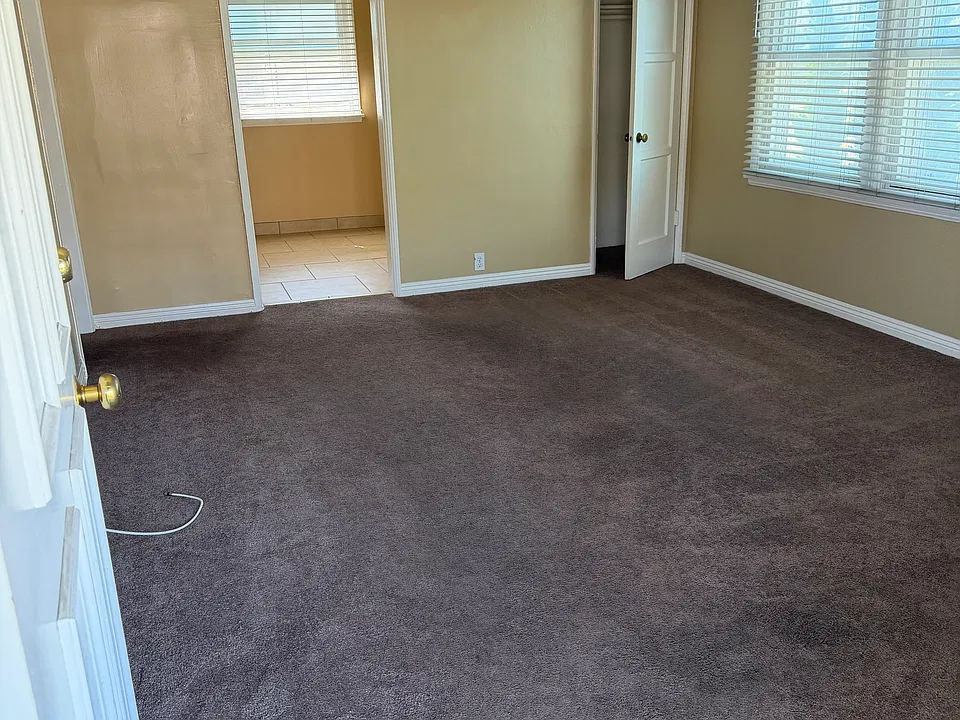 8914 Crenshaw Blvd #5