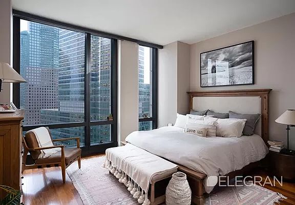 4th image of 101 Warren St APT 1840