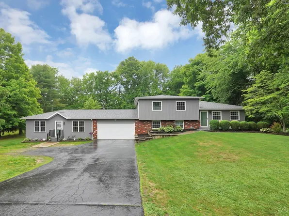 394 Knoll Dr, Granville, OH 43023
