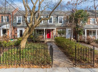 1957 39th St NW, Washington, DC 20007