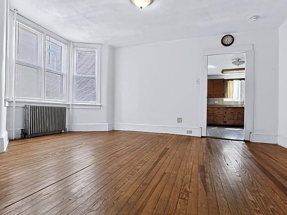 5th image of 216 N Main St
