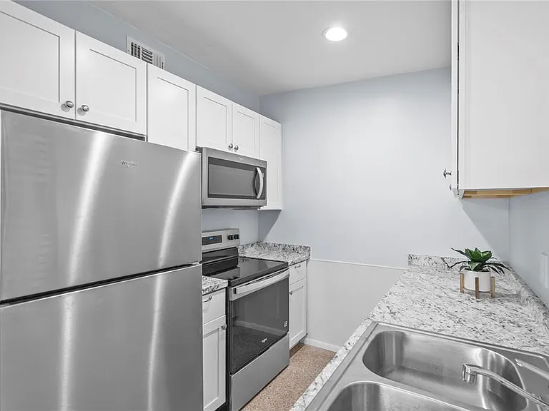 5212 N Indiana Ave — Photo 5
