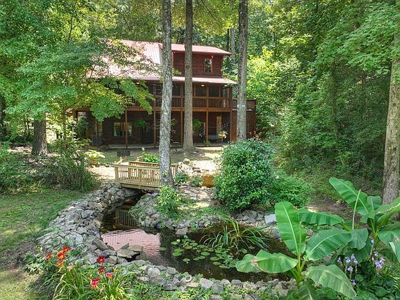 2nd image of 142 Ballew Ln