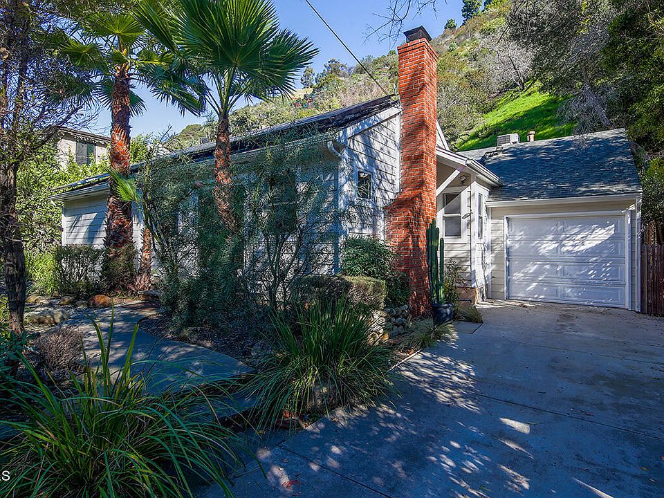 1st image of 904 N Beverly Glen Blvd
