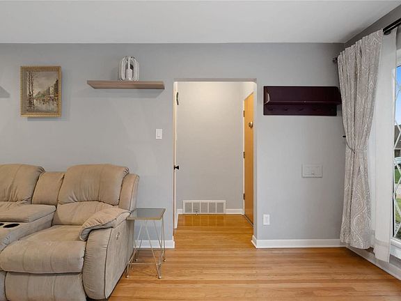 5th image of 6509 Lawnside Dr
