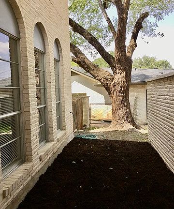 3rd image of 6200 Forest Cir