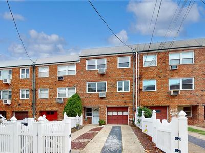 52-45 65th Place, Flushing, NY, 11378