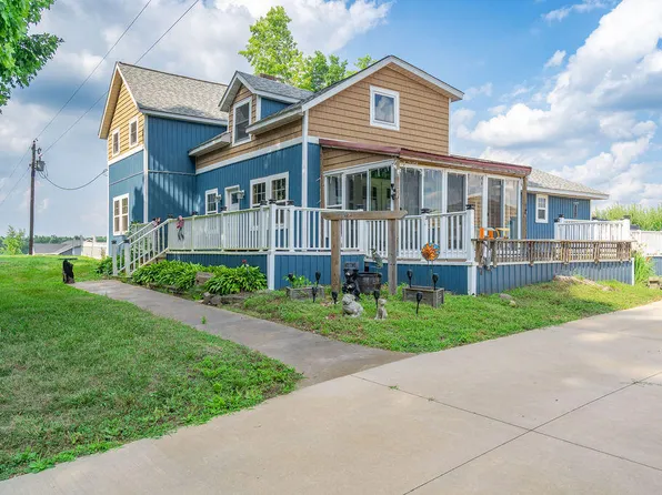 31173 County Road 687, Bangor, MI 49013