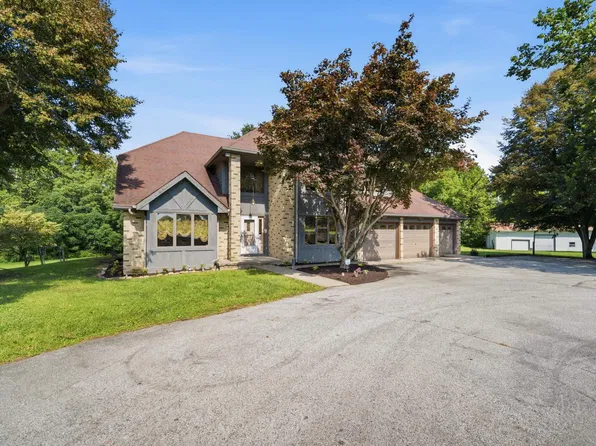3012 N Hamilton Rd, Frankfort, IN 46041