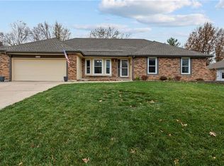 2532 NW Bent Tree Cir, Lees Summit, MO 64081