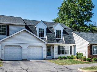 242 Glastonbury Ln, Somerset, NJ 08873