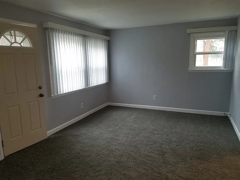 22929 Nampeyo Rd — Photo 2