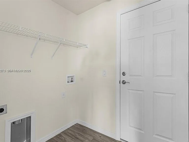 1158 Norge Ct — Photo 19