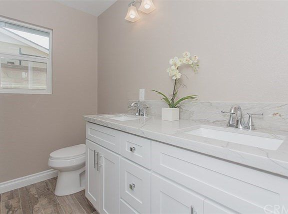 2nd image of 4134 E Del Valle Ave