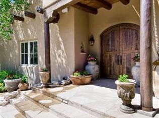 25 Windridge Cir, Santa Fe, NM 87506