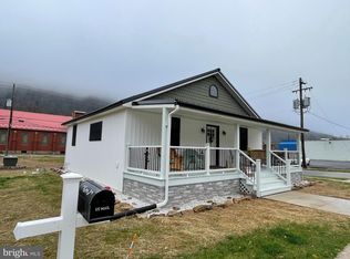 300 Erie Ave, Renovo, PA 17764