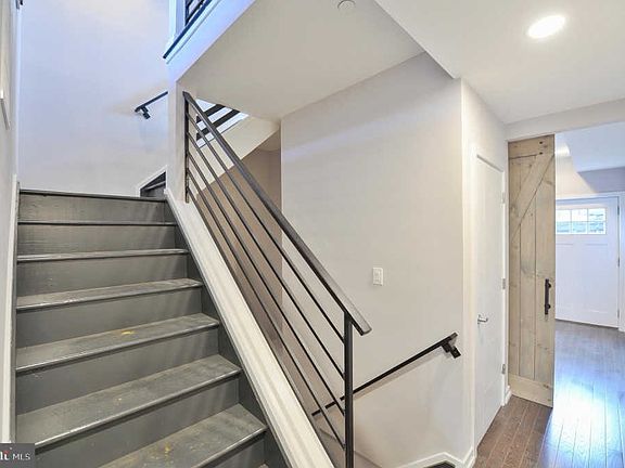 2nd image of 634 Hoffman St