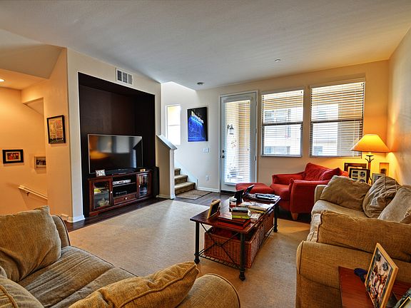 2nd Floor Living Area