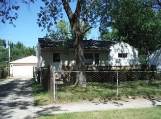 1664 Rice St, Waukegan, IL 60087