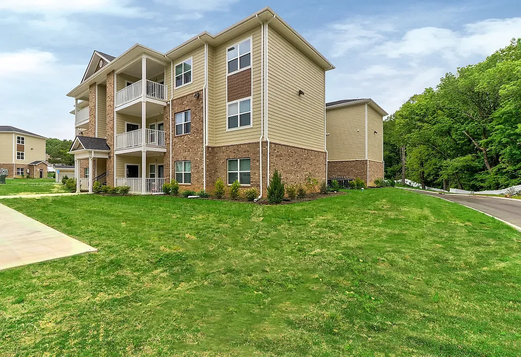West Way I Apartments — Photo 1