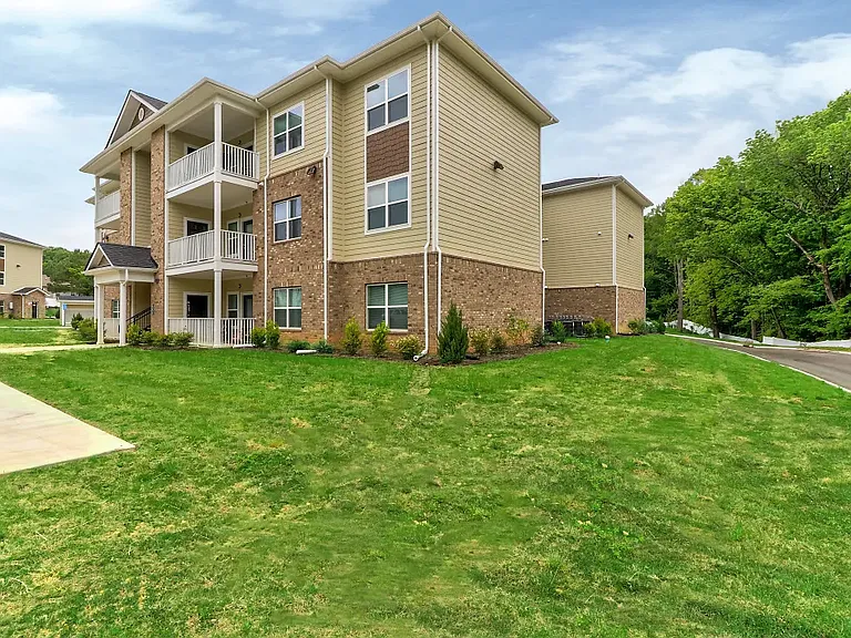 West Way I Apartments — Photo 1