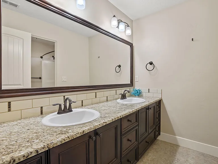 755 E Pasacana St — Photo 22