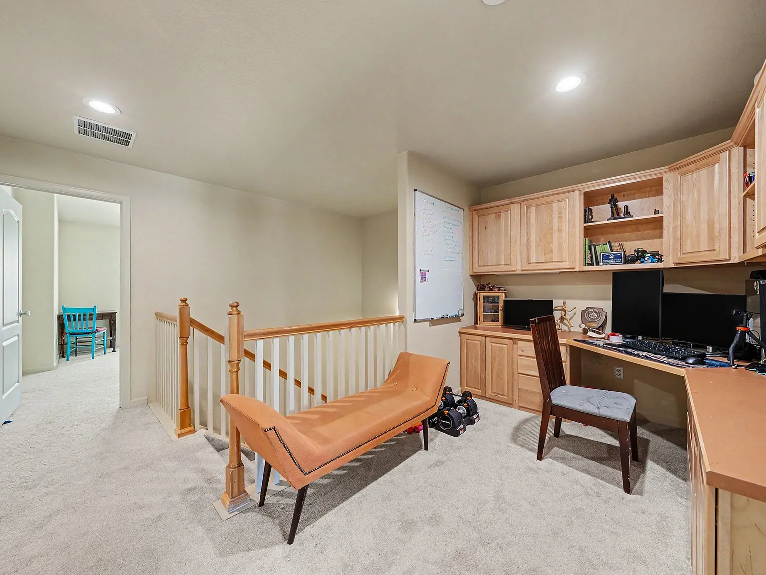 3 bed, 2.5 bath, 2961 sqft, $2,800 — Photo 3