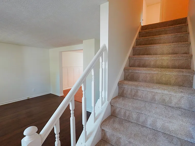 8711 Blessing Dr — Photo 16