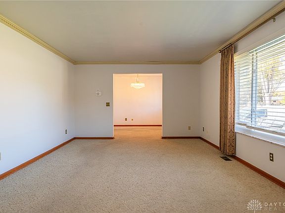 5th image of 2550 Echo Valley Dr