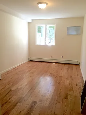 Rented by Capri Jet Realty Corp | media 20