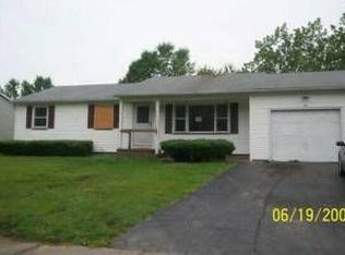 35 Ezio Dr, Rochester, NY 14606