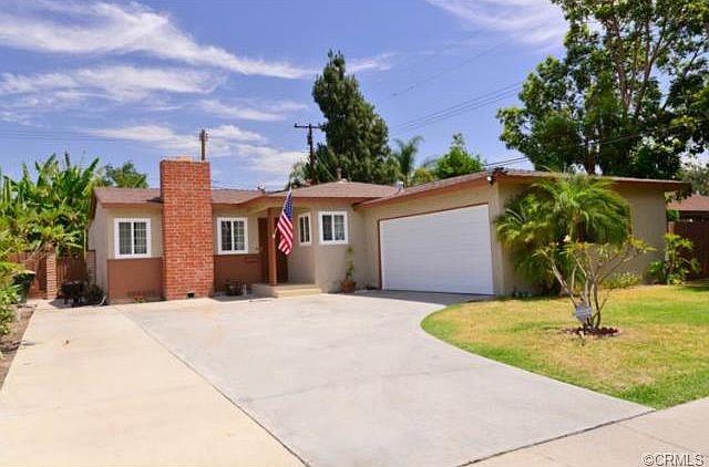 1st image of 2029 W Midwood Ln