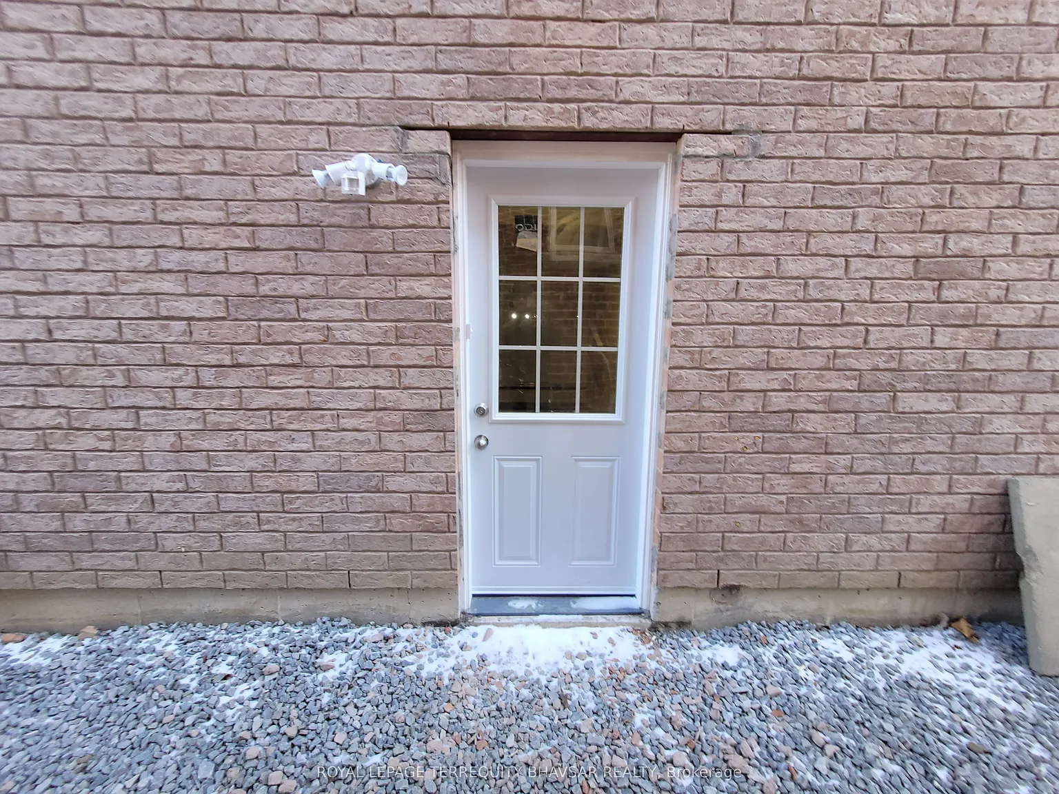 1 bed, $2,100 — Photo 4