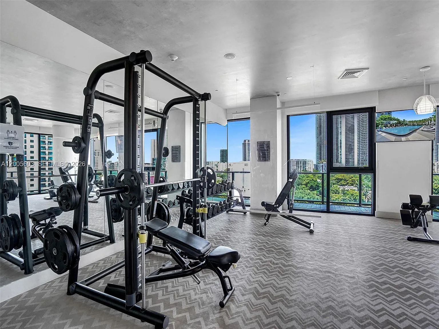 3401 Midtown Condo — Photo 4