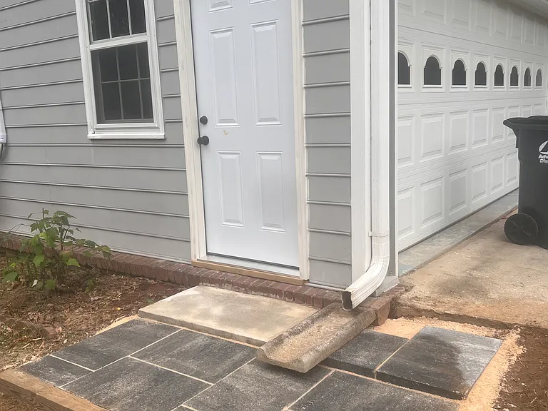 2756 Ravenwood Dr — Photo 10