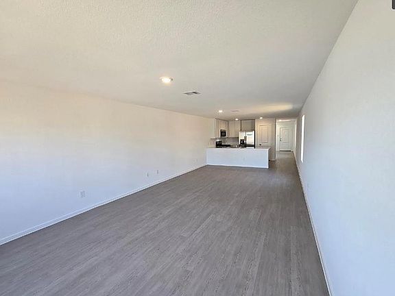 5th image of 430 Southern Magnolia Way