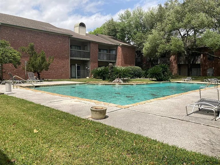 6500 Harbor Town Dr #3107 — Photo 8