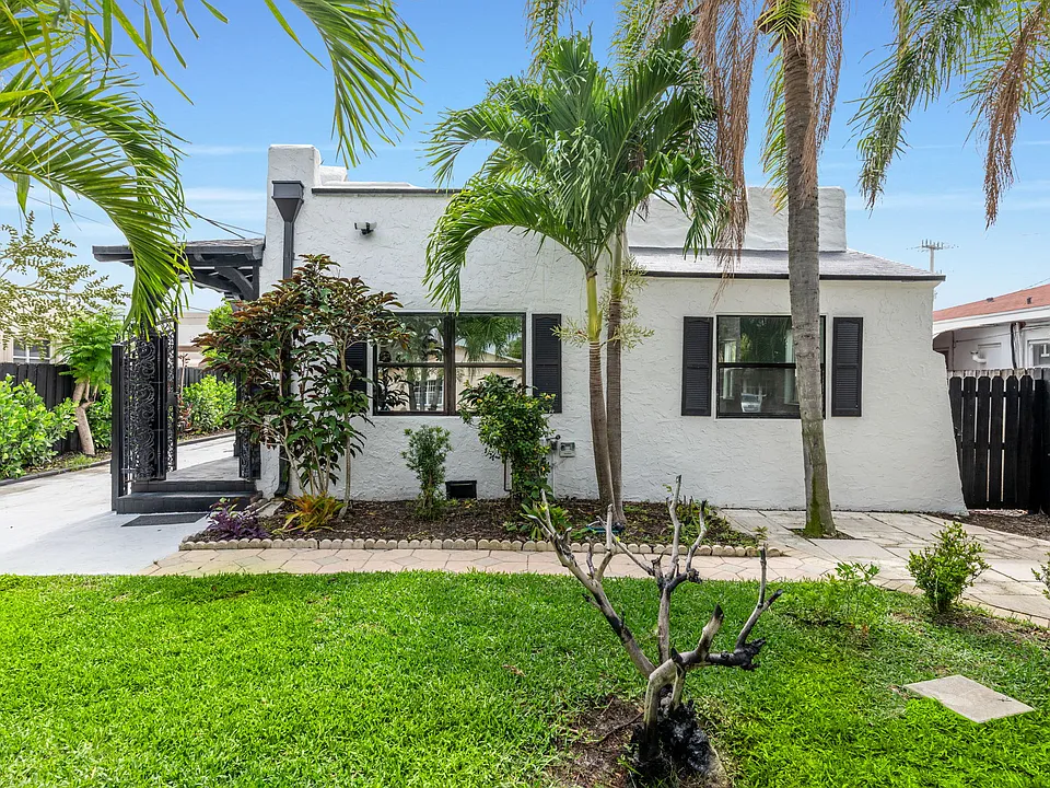 4112 Garden Ave #C