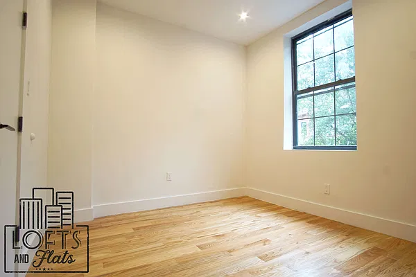Rented by Lofts and Flats LLC | media 37