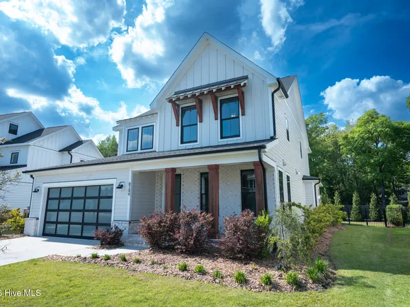 8249 Winding Creek Circle, Wilmington, NC 28411