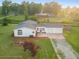 9966 Bauer Rd, Dewitt, MI 48820