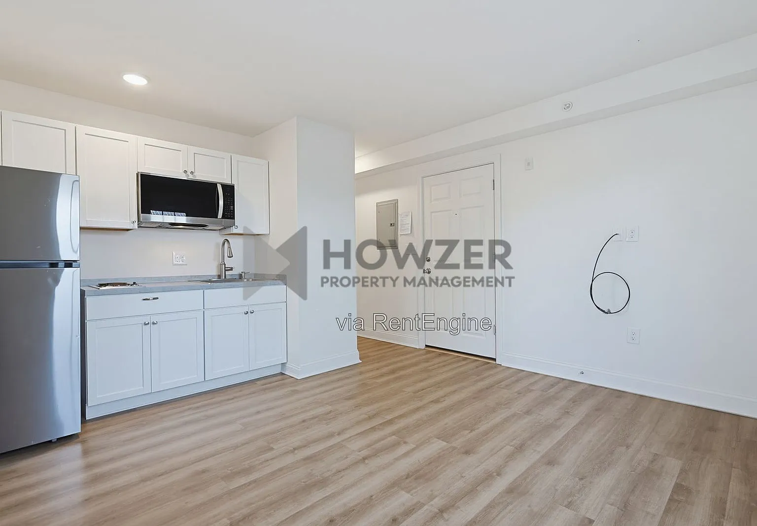 1 bed, 1.0 bath, 450 sqft, $2,000 — Photo 3