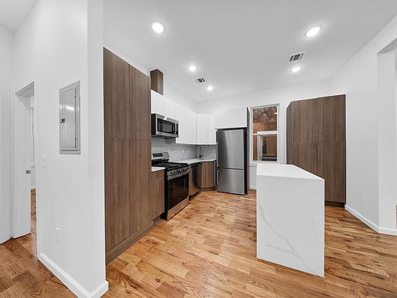 3rd image of 1111 53rd St #3